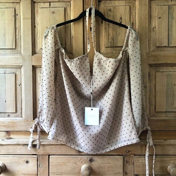 NWT L'Academie XXS Cold Shoulder Blouse - Picture 1 of 8